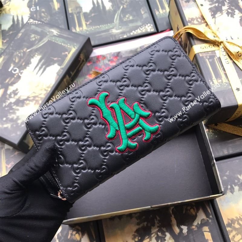 Gucci Wallets 242437