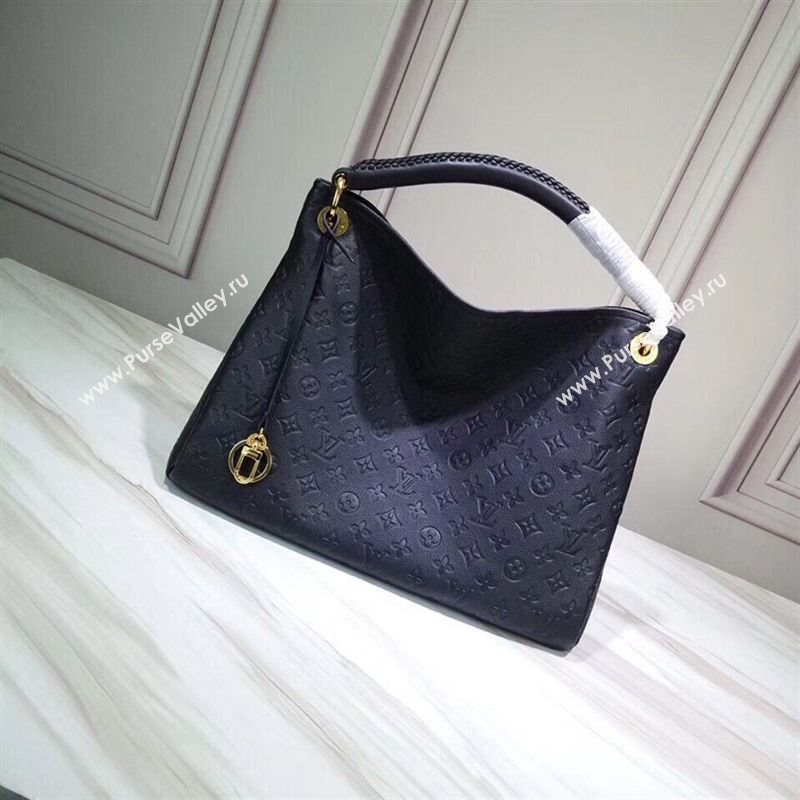 Louis Vuitton Artsy MM 244266