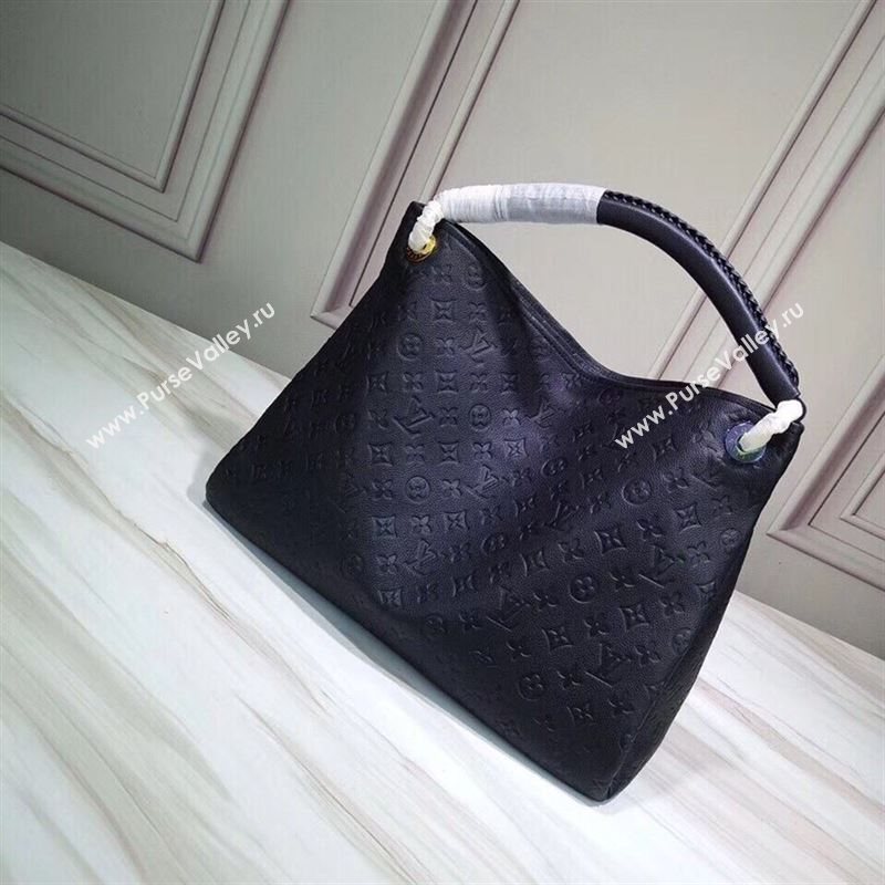 Louis Vuitton Artsy MM 244266