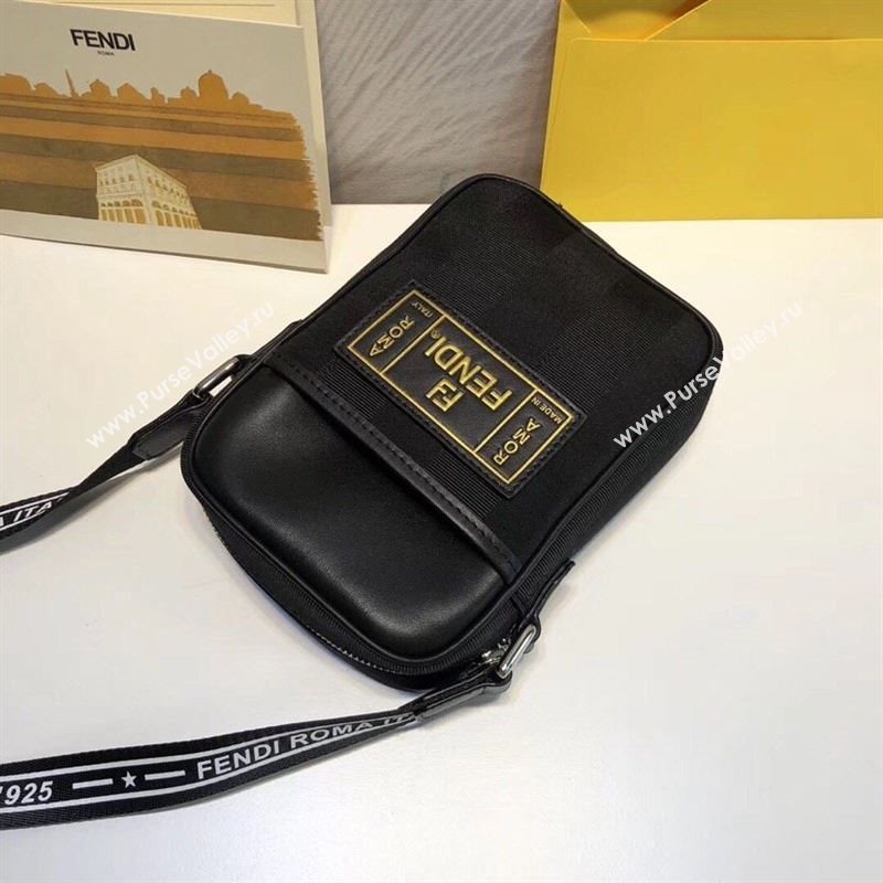 Fendi Shoulder Bags 245788