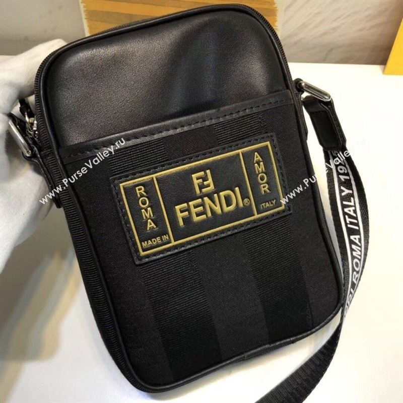 Fendi Shoulder Bags 245788