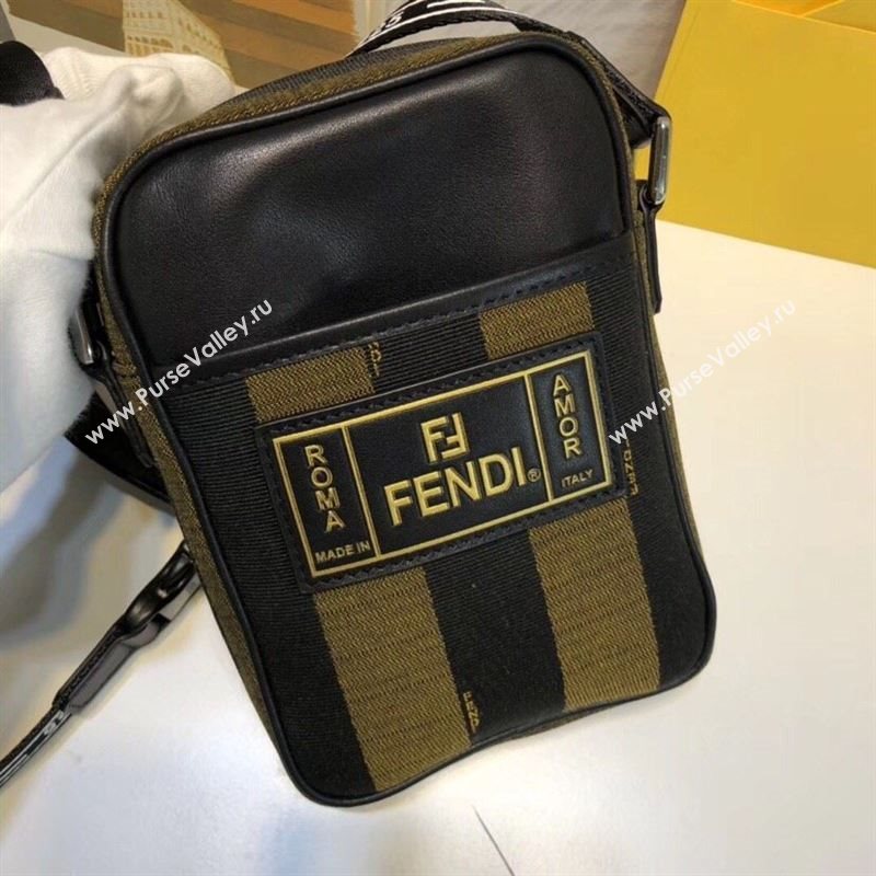 Fendi Shoulder Bags 245808