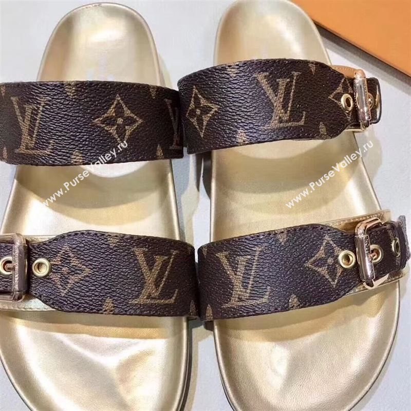 LOUIS VUITTON Slippers 247219