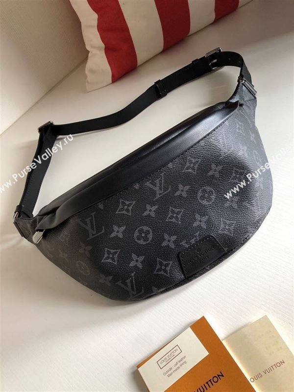 Louis Vuitton DISCOVERY BUMBAG 253221