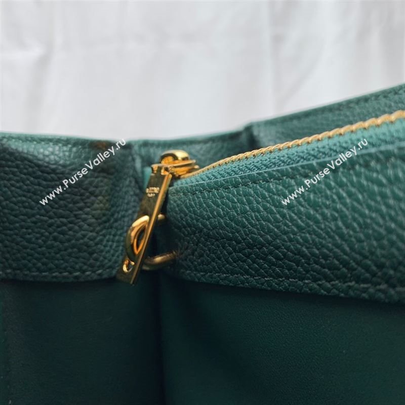 Celine Shoulder Bags 253733