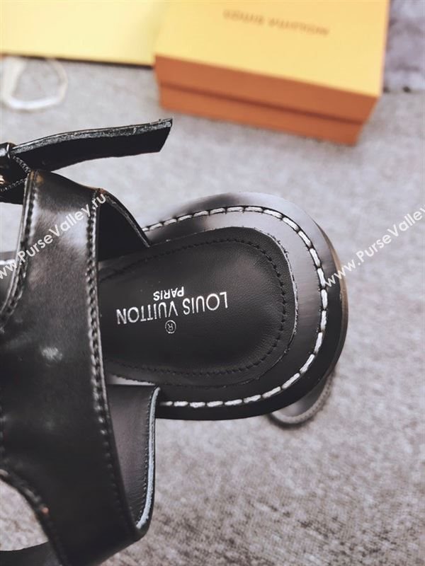 Louis Vuitton Sandals 254923