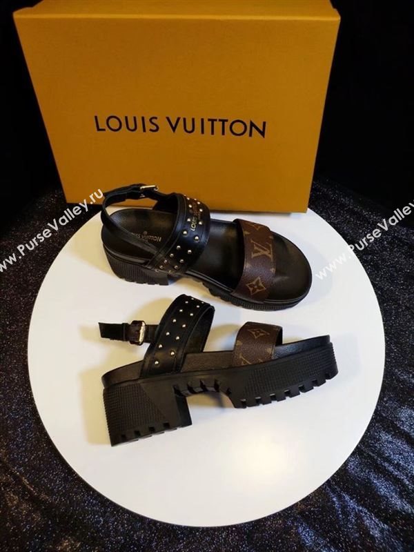 Louis Vuitton Sandals 254950