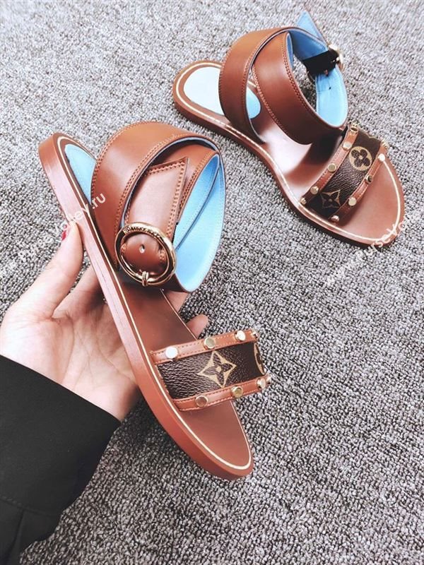 Louis Vuitton Sandals 254969