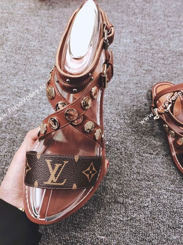 Louis Vuitton Sandals 254986