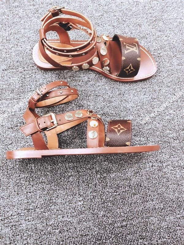 Louis Vuitton Sandals 254986