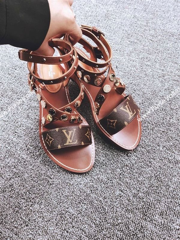 Louis Vuitton Sandals 254986