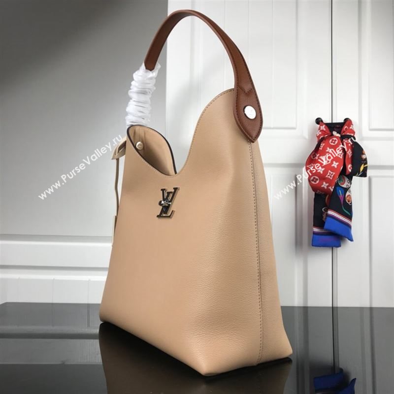 Louis Vuitton LOCKME HOBO 261420