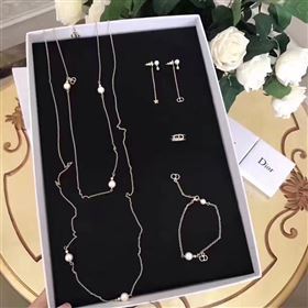 Dior bracelet dior necklace dior earrings ring dior suit 3765