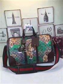 Gucci large Boston green tri bag 6466