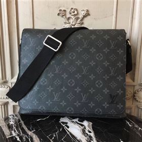 Men LV Louis Vuitton Monogram District Medium Messenger Bag M44001 Handbag Gray 6643