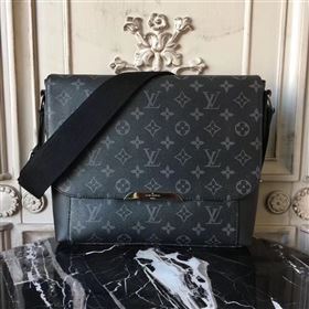 Men LV Louis Vuitton Monogram Explorer Messenger Bag M40565 Handbag Gray 6648