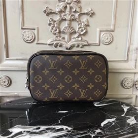 LV Men Louis Vuitton Toilet Pouch PM Handbag Monogram Zipper Bag Brown M47507 6827