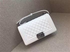 Chanel Le boy 20409