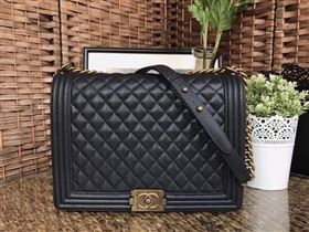 Chanel Le Boy 28801