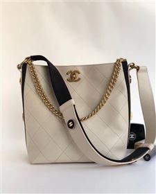 Chanel Shoulder Bag 37303