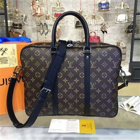 Louis Vuitton VOYAGE 80311