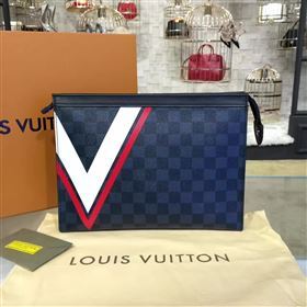 Louis Vuitton POCHETTE VOYAGE 84248