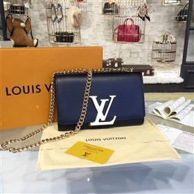 Louis Vuitton CHAIN LOUISE 86030