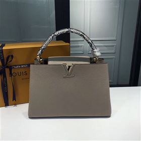 LOUIS VUITTON CAPUCINES 95511