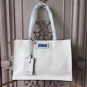 Prada Shoulder Bag 117577