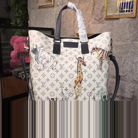 Louis Vuitton ATLAS TOTE 123560