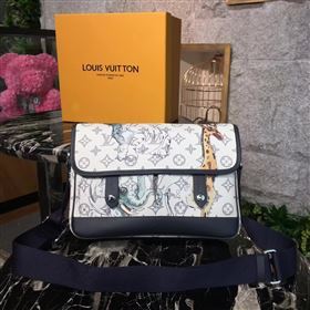 Louis Vuitton Shoulder Bag 123586