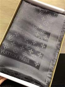 Louis Vuitton scarf 127667