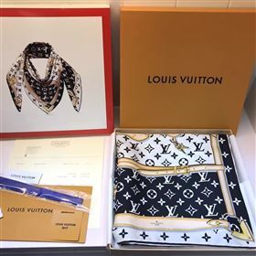Louis Vuitton scarf 127776