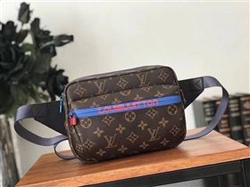 LOUIS VUITTON CATWALK MODELS MESSENGER BAG 142886