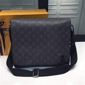 LOUIS VUITTON DISTRICT 149607