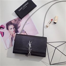 YSL MONOGRAM KATE 163701