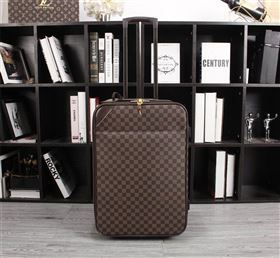 Louis Vuitton Travel box 192747