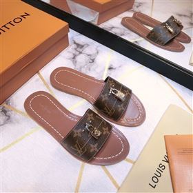 LOUIS VUITTON Lock Slippers 190434