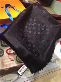 Louis Vuitton Scarf 199582