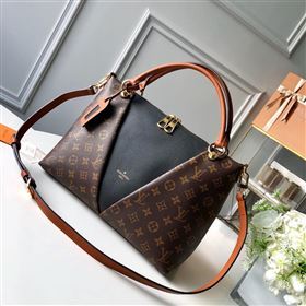 LOUIS VUITTON Tote MM 194295