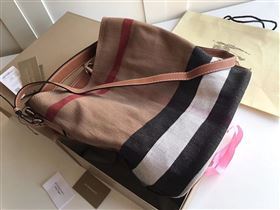 Burberry Handbag 217938