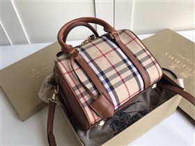 Burberry Handbag 217788