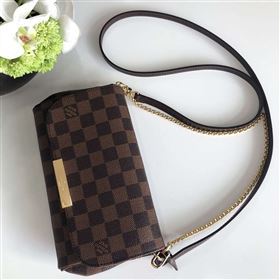 Louis Vuitton Favorite PM 235578