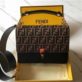 Fendi Kani 235637