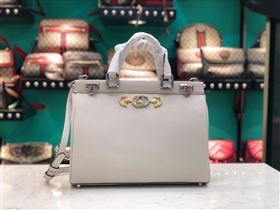 Gucci Zumi 261705