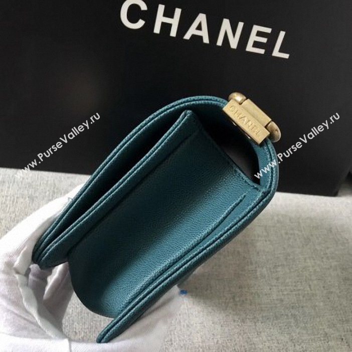 Chanel Original Quality caviar small Boy Bag green With gold Hardware (shunyang-60)