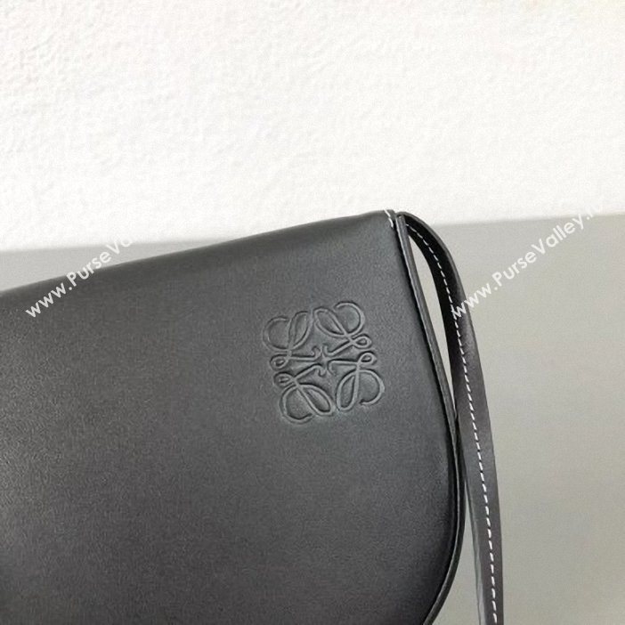 Loewe Smooth Calf Large Heel Pouch Bag with Strap Black 2019 (weipin-9061225)