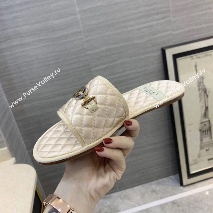 Gucci Quilted Slide Sandals with Interlocking G Horsebit 575852 Fabric Beige 2019 (modeng-9062428)