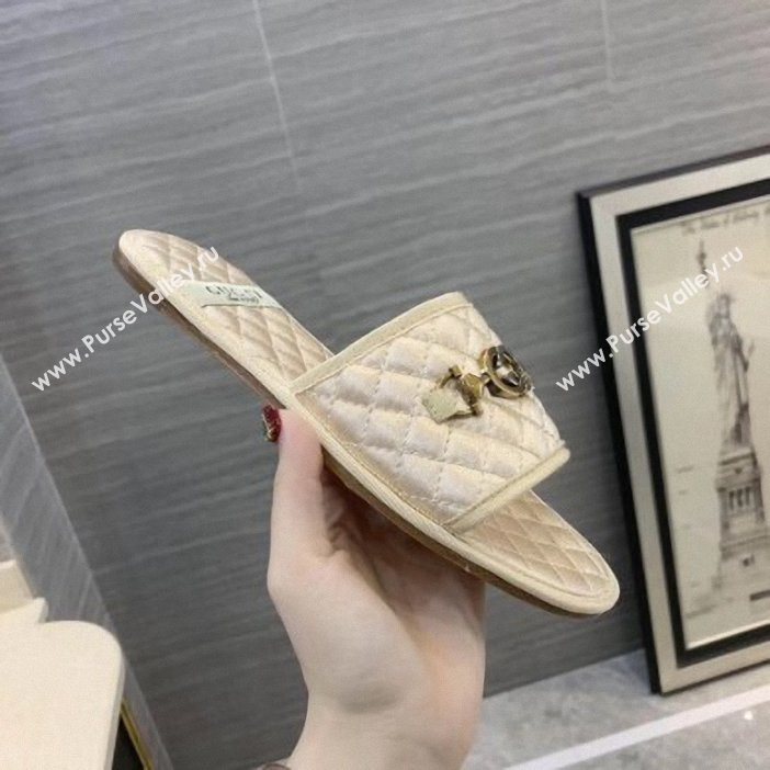 Gucci Quilted Slide Sandals with Interlocking G Horsebit 575852 Fabric Beige 2019 (modeng-9062428)