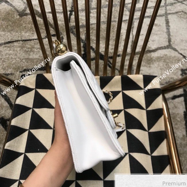 Chanel Lambskin Pearls Flap Bag AS0584 White 2019 (JDH-9032503)